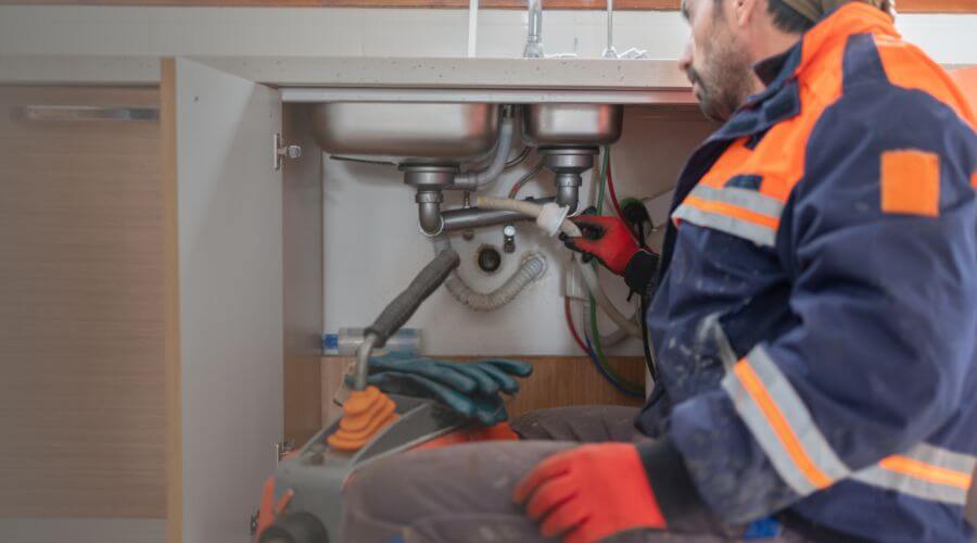 Professional slab leak plumber services in Fort Defiance, AZ